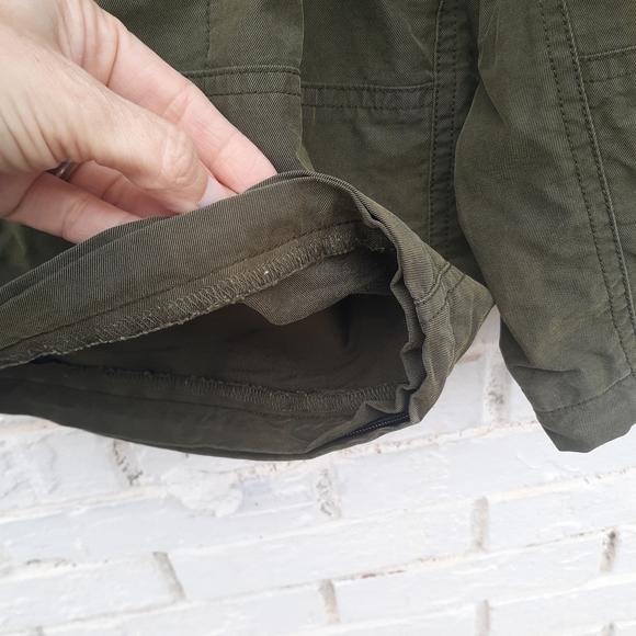 Abercrombie & Fitch Cargo Shorts size Large - Picture 7 of 7